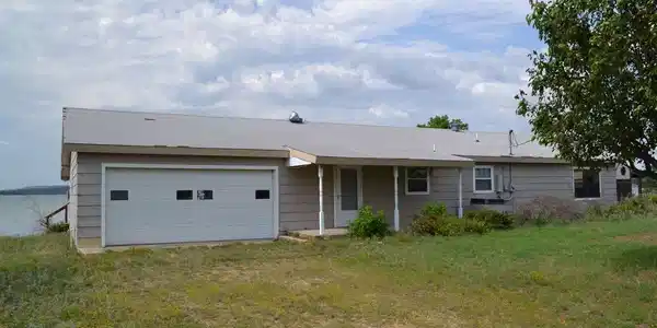 305 County Road 225