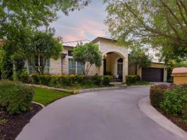 261 Meadowlakes Dr