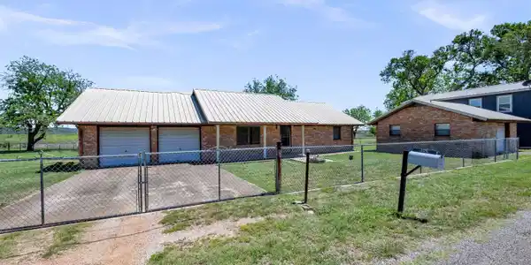 620 County Road 221A