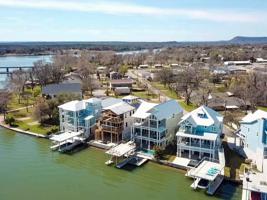 295 Harris Loop