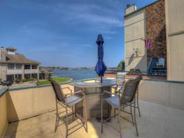 606 Horseshoe Bay North Boulevard