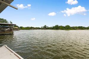 233 Rockbluff
