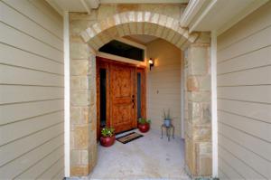144 W Sweetbriar Drive
