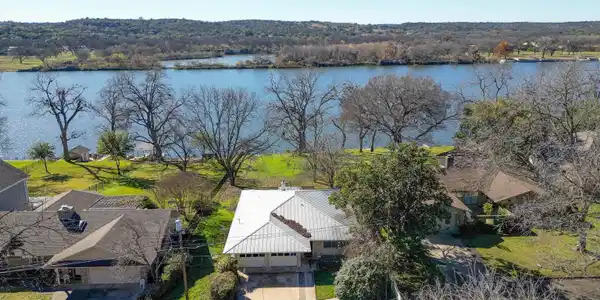 1216 Pecan Drive