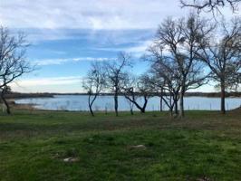 706 N Chaparral