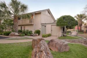 104 Horseshoe Bay Blvd #18