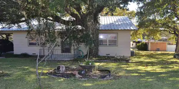 160 Cricket St.