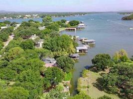 116 S Shorewood Drive