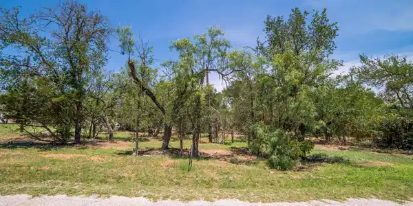 Lot 824 & 825 Dojo Street