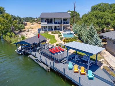 416 Hillview Drive