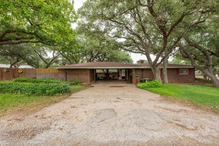 507 Flamingo Circle