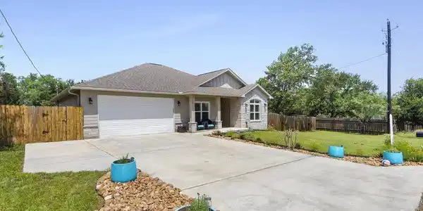 724 Oak Lane