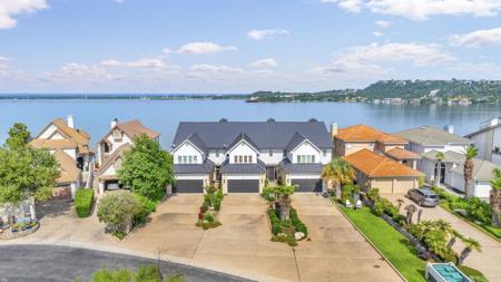 407 Island Drive