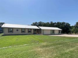 302 Breezeway