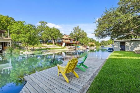 815 Woodland Hills