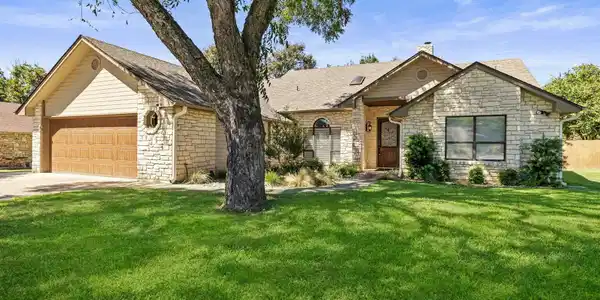 250 Meadowlakes Drive