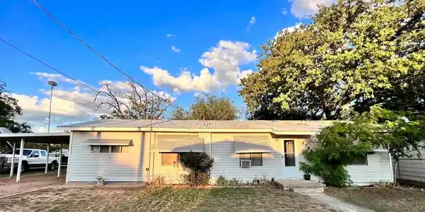 1364 NORMA LANE