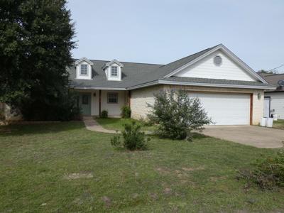 215 Glendale Ln