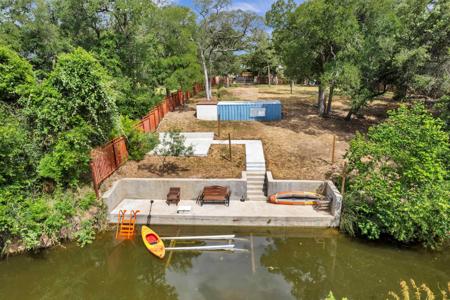 1114 Sherwood Forest Drive