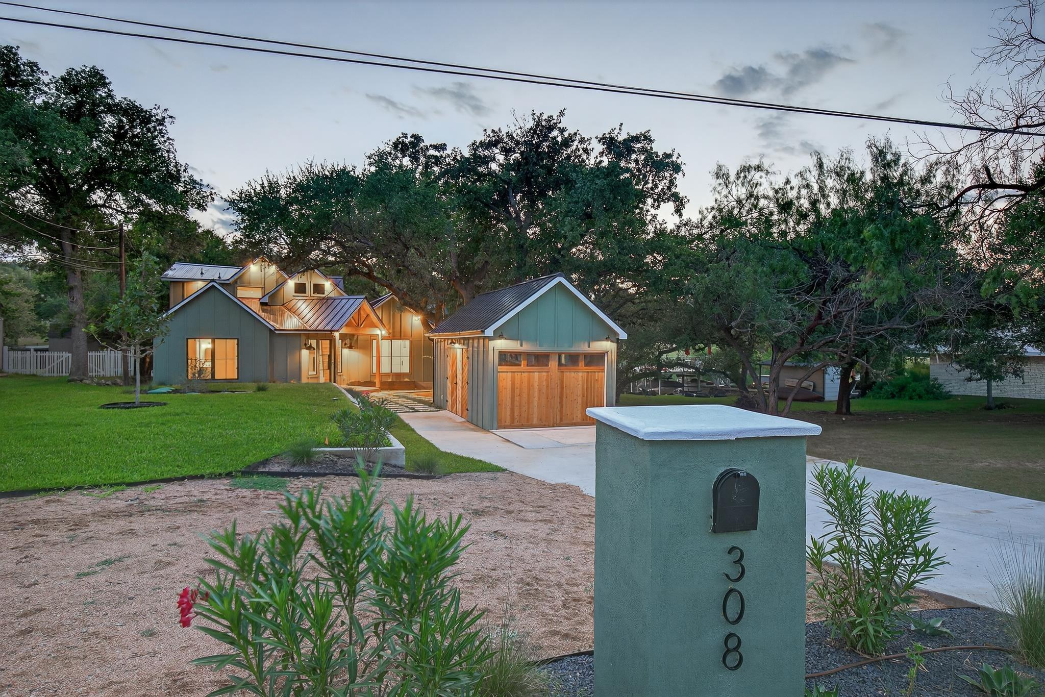308 Mountian View, Sunrise Beach, TX - lhrmls-03481049 - LakeHomes.com
