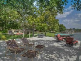 403 RIVERLAKE DR.