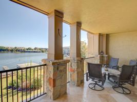 98 Island Dr #14