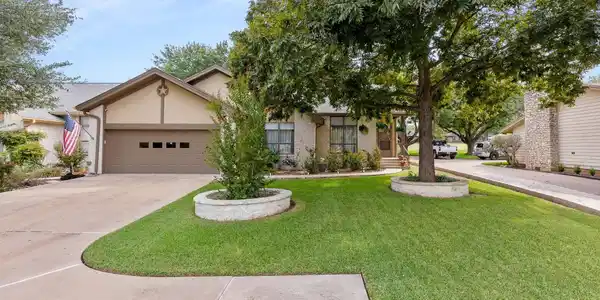 1 Fairway Lane