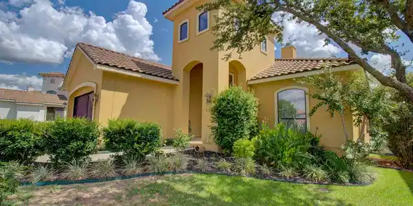 413 Cielo Circle