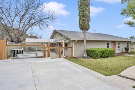302 Scenic Loop