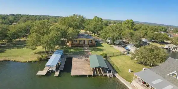 114 Shady Circle  Dr
