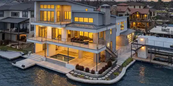 107 Paradise Point