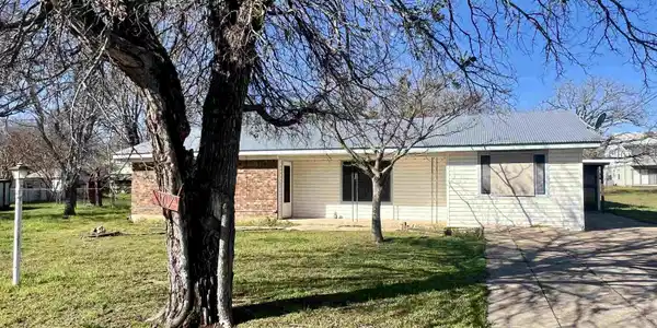 107 N Greenwood