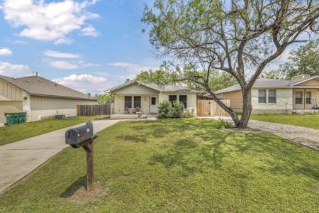 855 Pecan