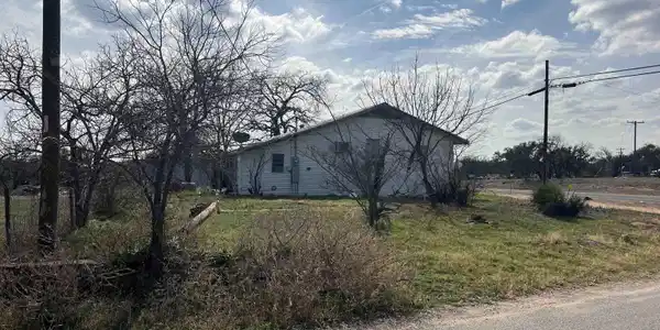 1034 Ranch Road 2545