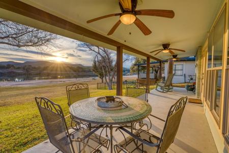 4118 River Oaks Drive