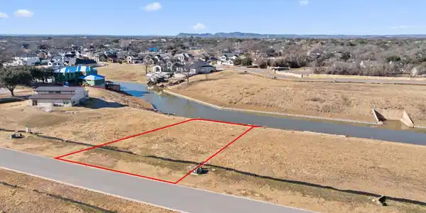 Lot 3 Hannahs Way