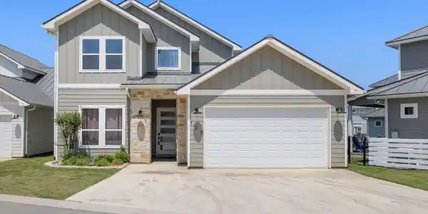 128 Village View Dr