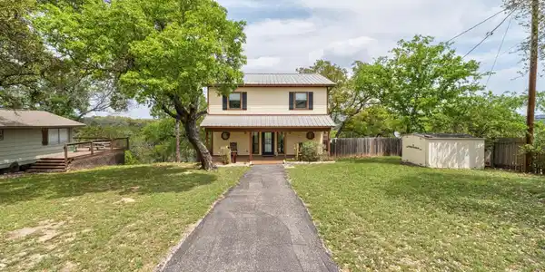 25420 Cove Dr