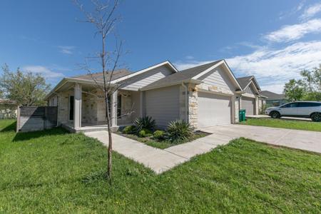 865 Pine Ln
