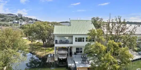 5900 W FM 2147  #106