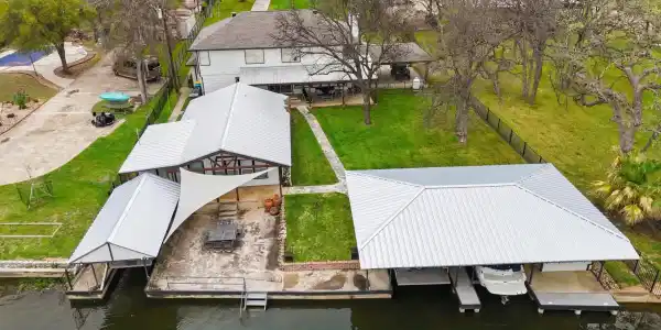 434 E Castleshoals