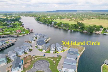 304 ISLAND CIRCLE