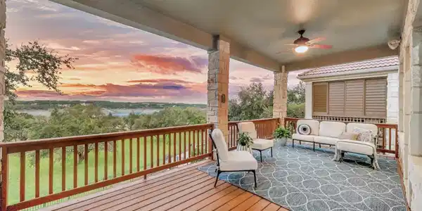 8 Sunset Park Cove