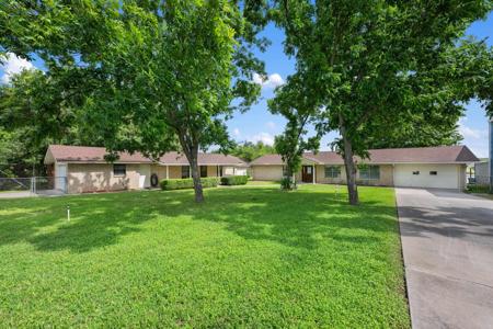 3308 River Oaks Dr