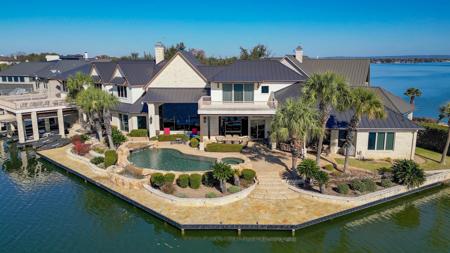 317 Wennmohs Place