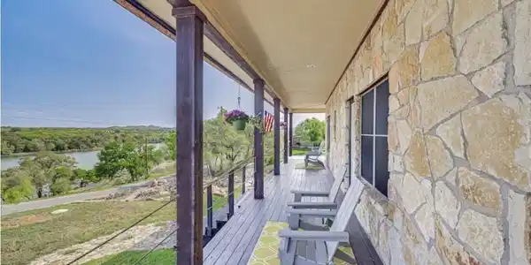 124 Del Mar