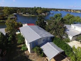 411 Robinhood Lane