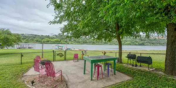 1305 Lakeshore Drive