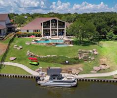 237 Lazy Oaks Lane