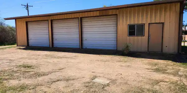 1400 Roselea Drive